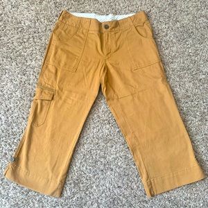 Carhartt cargo crop pants, size 4 in Carhartt Brown